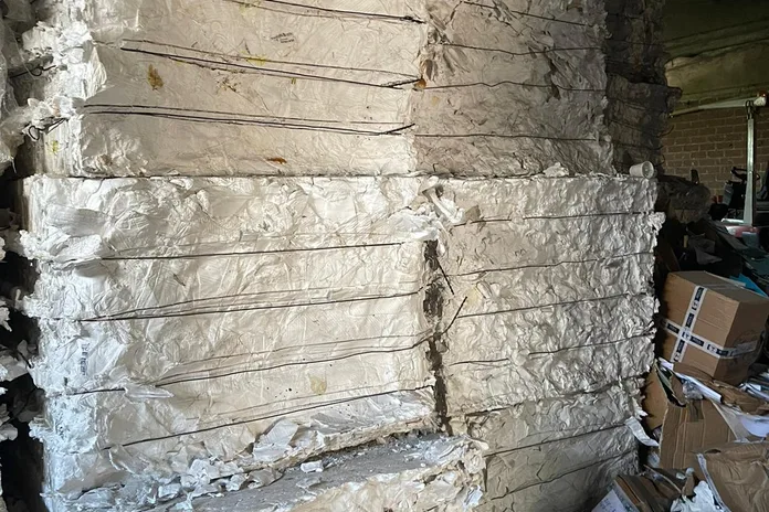 Compacted EPS polystyrene bales for recycling